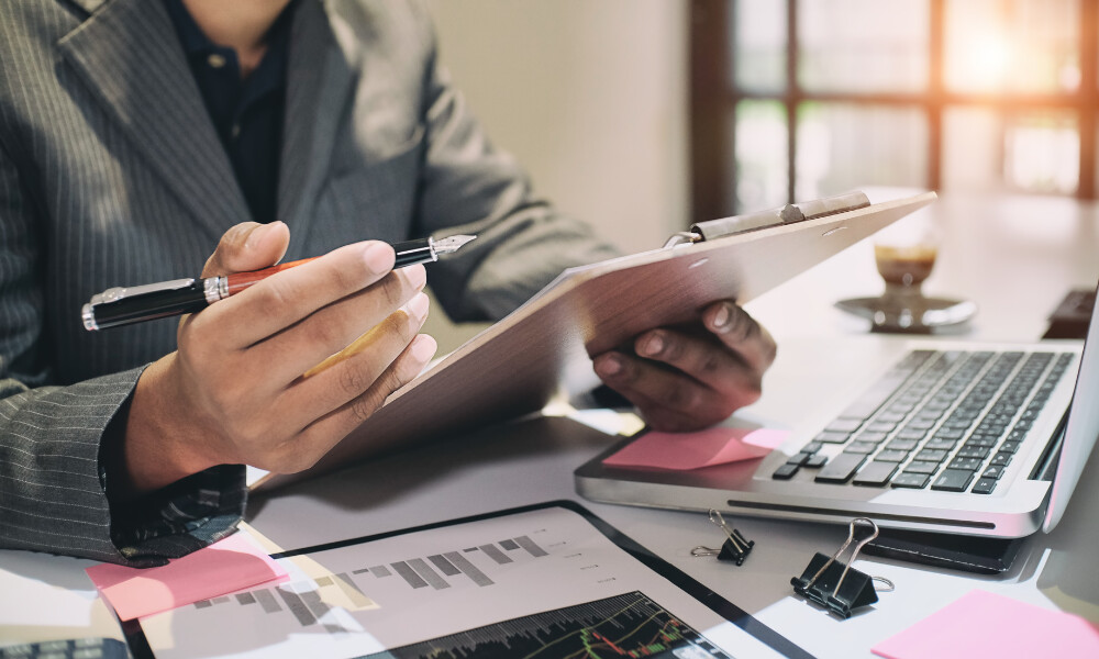 Réaliser un audit interne avec un consultant externe : pourquoi est-ce une bonne idée ?